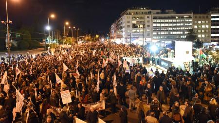 Διαδηλώσεις εναντίον της αποικιακής ελληνοαμερικανικής συμφωνίας