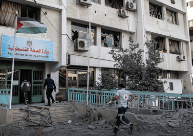 Βομβάρδισαν το μοναδικό κέντρο ελέγχου κορονοϊού της Γάζας