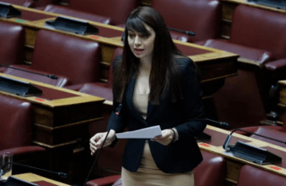 Επίθεση των ΜΑΤ και σε βουλεύτρια του ΜέΡΑ25 κατά την καταστολή της διαδήλωσης για τον Νίκο Σαμπάνη