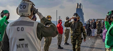 Ελλάδα, η χαρωπή αποικία των Αμερικανών