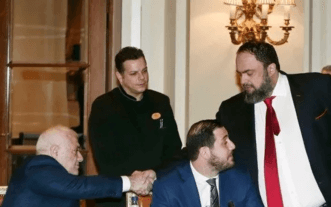 Στα «κάγκελα» Μαρινάκης και Μελισσανίδης με Μητσοτάκη – Τσιόδρα