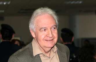 Αλέξανδρος Γιωτόπουλος: «Μου απένειµαν έπαινο, αλλά η διαγωγή µου είναι κατ’ επίφαση καλή»