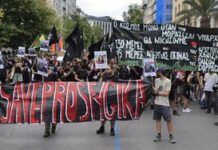 Προσφυγικά: Στο κόκκινο η ένταση μετά την επιδείνωση της υγείας του απεργού πείνας