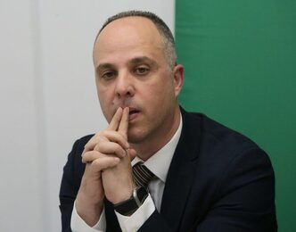 ΑΝΔΡΟΥΛΑΚΗΣ Ν ΣΥΝΕΝΤΕΥΞΗ ΤΥΠΟΥ ΓΙΑ ΤΙΣ ΥΠΟΚΛΟΠΕΣ